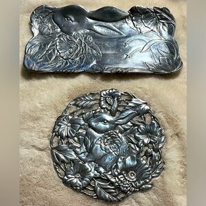 FITZ & FLOYD RABBIT silver Curved tray and trivet